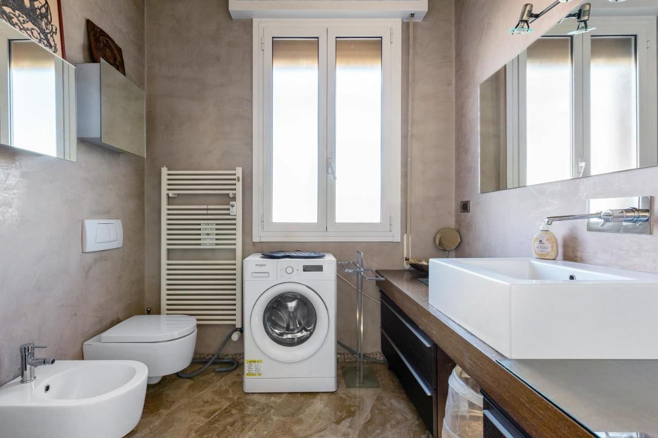 051 Living Daire Bolonya Dış mekan fotoğraf